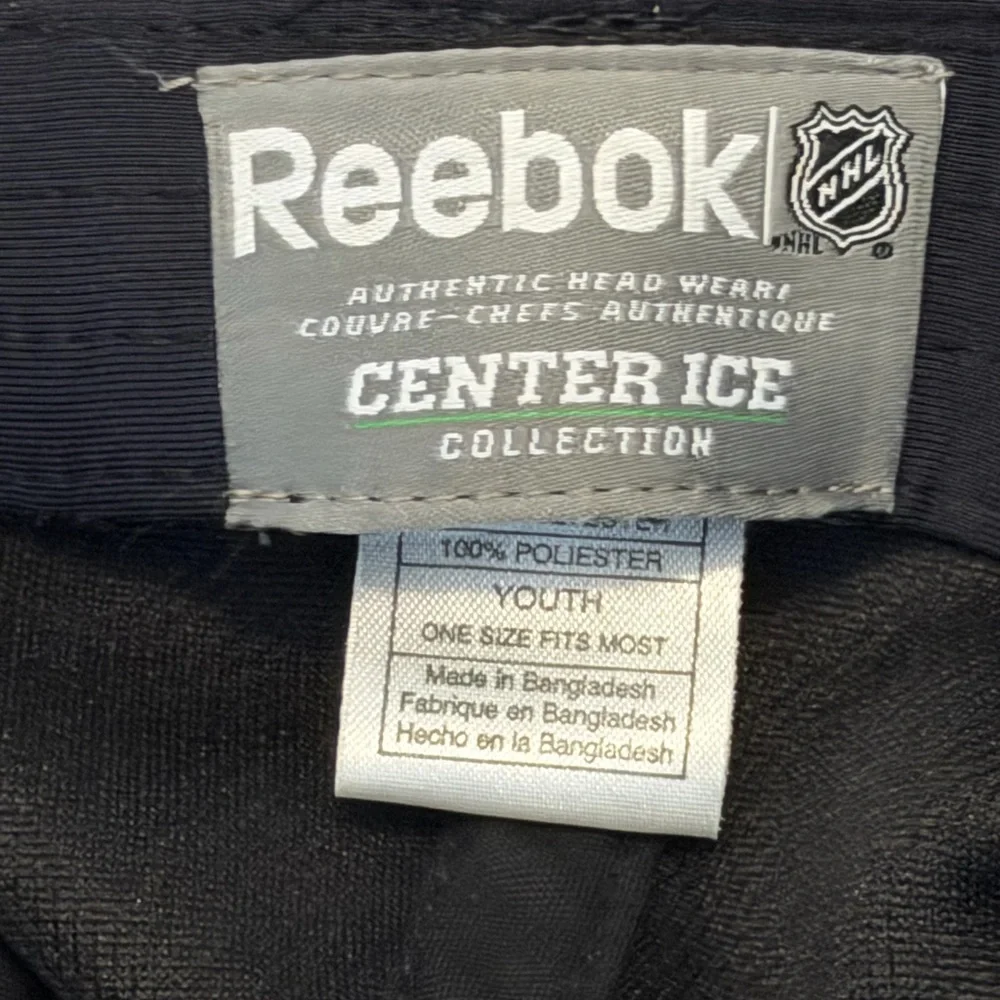 Reebok Chicago Blackhawks NHL Youth Hat Center Ice Collection Red Flex Fit Cap
